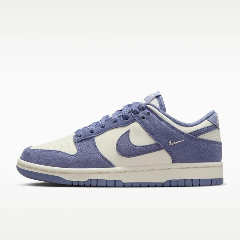 Nike Suede Dunk Low Zipped Womens